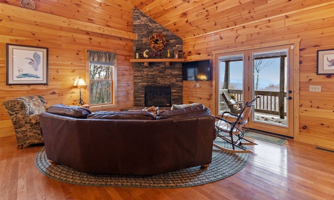 Boone Cabin | Cabin with Appalachian Mountain Views