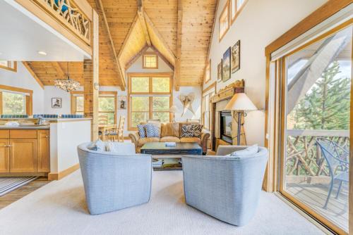 Keystone House | Cabins in the Pines #2 by Summit County Mountain Retreats