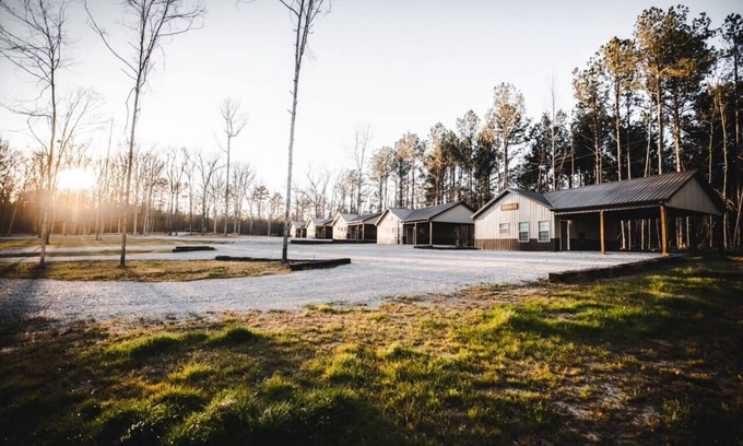 Wilsonville Cabin | Cabins Of Lay Lake at Beeswax Cabin #1