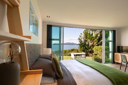 Cable Bay Apartment | Cable Bay Surf Studio