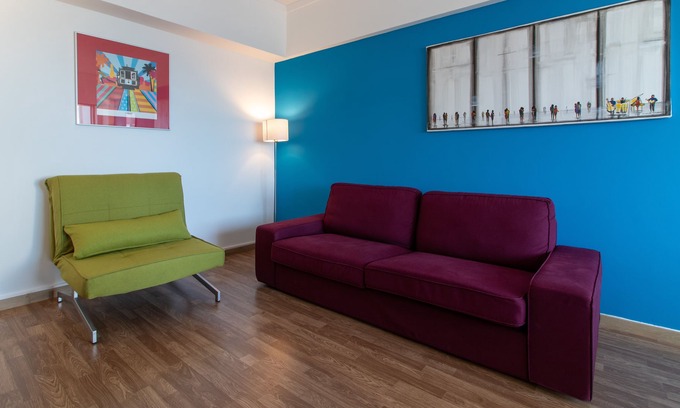 Cacilhas Apartment | CACILHAS Beautiful view of Lisbon + beaches of Caparica