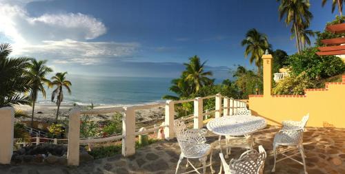 Boca Corona Hotel | CafeGourmetPtaCorona