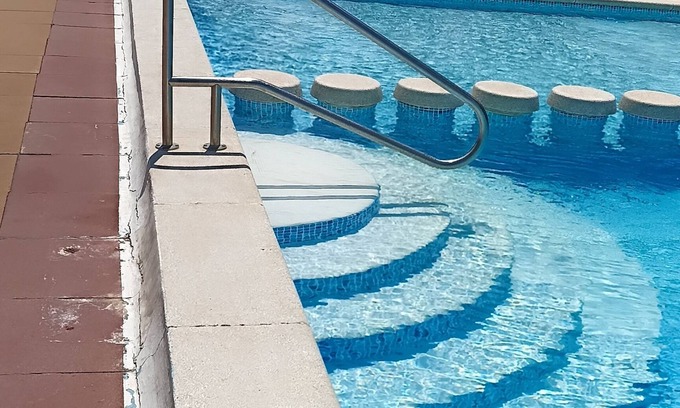 Calafell Apartment | CALAFELL 5 BEACH WITH: POOL, BEACH, PARKING, SUPERMARKETS/MAC-DONALS