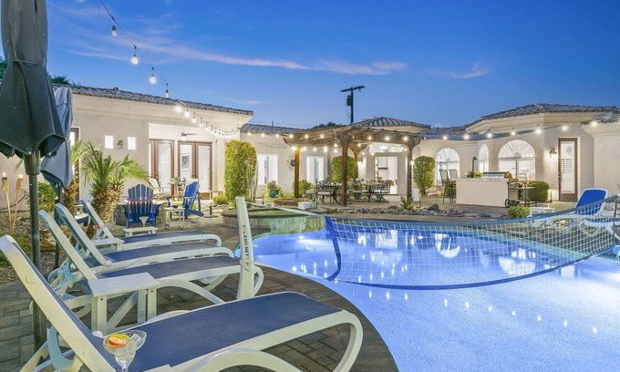 Desert Club Estates House | California Paradise: #231868 3BR Pool, Spa, BBQ!