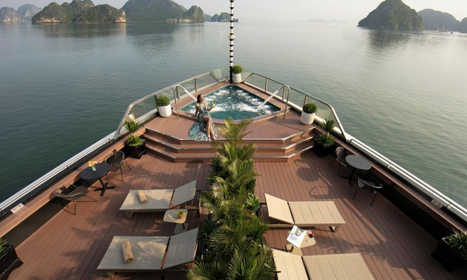 Ha Long Boat Rental | Calista Luxury Cruise