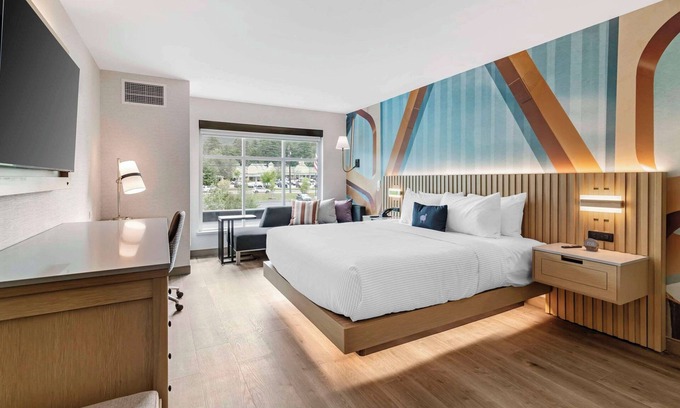 North Conway Hotel | Cambria Hotel North Conway