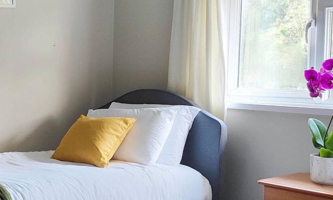 Cambridge House | Cambridge Stays - 3 Bedroom Home