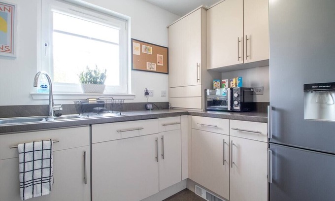 Glasgow Apartment | Camby - 2 bed flat in Cambuslang