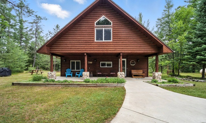 Grayling Cottage | Camp Arrowhead-Just listed! Leaf-Peeping & River Views: Perfect Fall Retreat