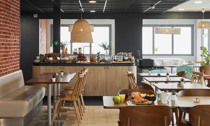 Chelles Hotel | Campanile NATURE - Marne La Vallée - Chelles