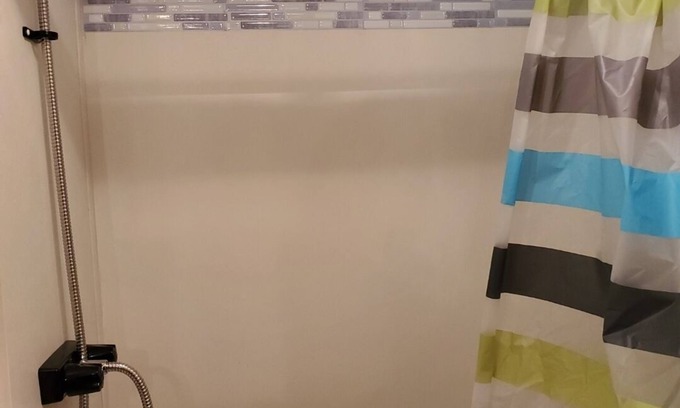 Stockbridge House | Camper sleeps 6 Nestled in a Wooded Area. Pet Friendly, Fire Pit, spacious