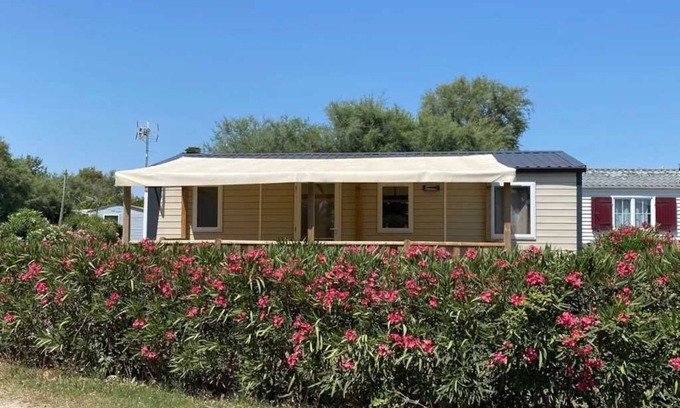 Villeneuve-les-Maguelone House | Camping 2 étoiles - Piscine - ccb0ff0
