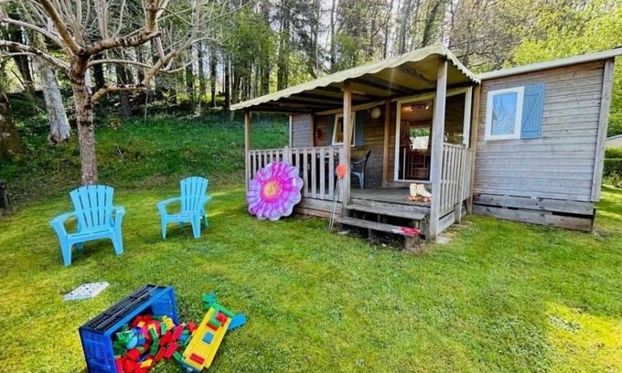 Jumilhac-le-Grand House | Camping 3 étoiles - ccaiddh