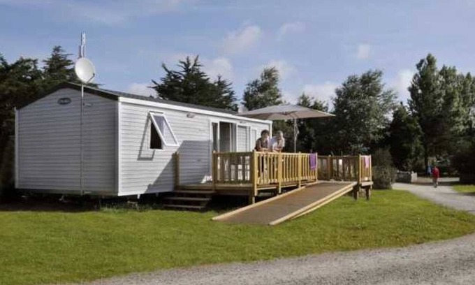 Plobannalec-Lesconil House | Camping 3 étoiles - Parc aquatique - eeeedd