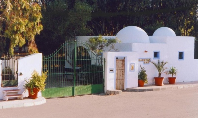 San Jose Other | Camping Albergue Tau
