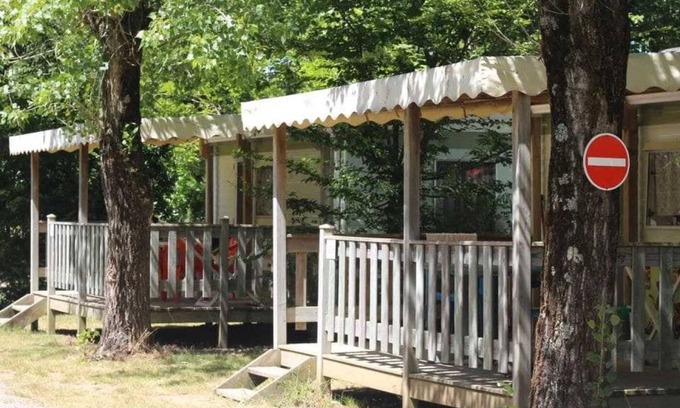 Les Achards House | Camping 3 étoiles - Piscine - ccafeei