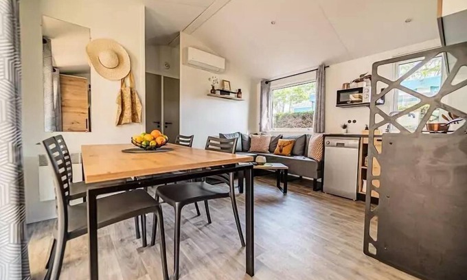 Brem Sur Mer House | Camping L'Océan* - Mobile Home Quattro 5 Rooms 8 People
