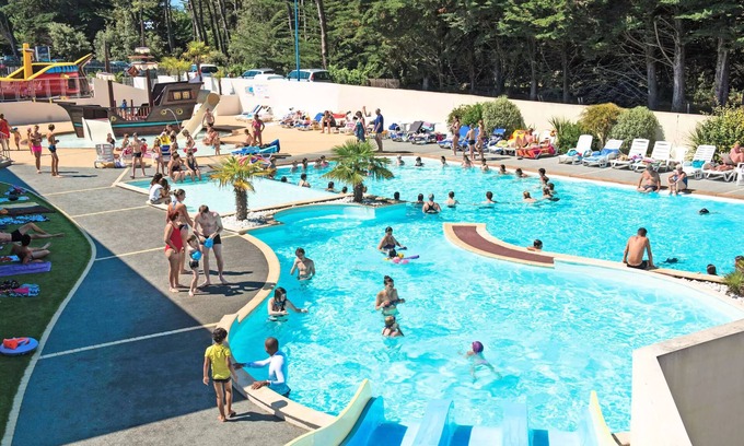 Brem Sur Mer House | Camping L'Océan* - Mobile Home Family TV Plancha 4 rooms 6 people