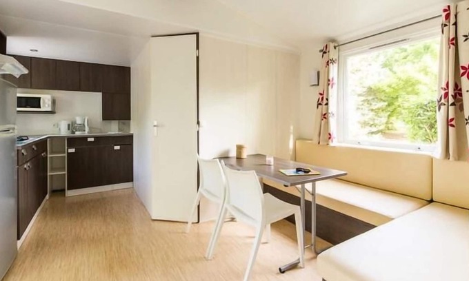 Ingrandes House | Camping Le Petit Trianon **** - Mobil Home 3 Rooms 4 People Premium