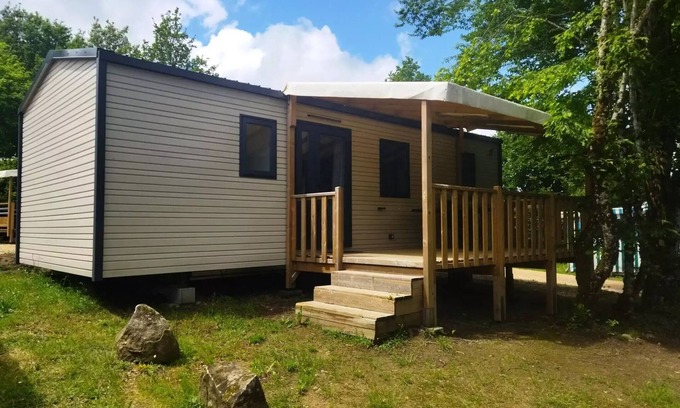 Saint-Gerons House | Camping Les Rives du lac Cantalès * - Conforta 2 bedroom mobile home 4 people
