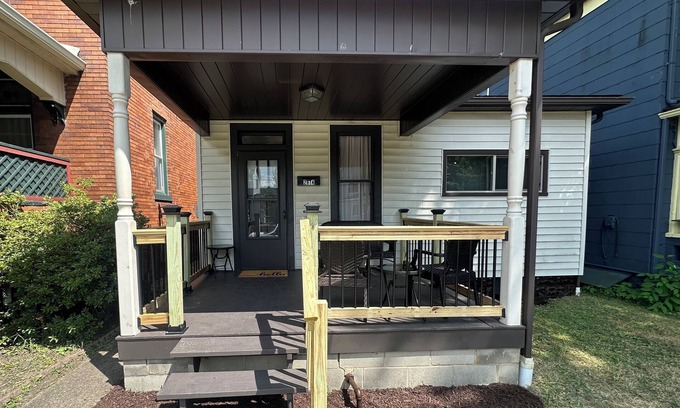 Racine House | Campus Cove on College Hill