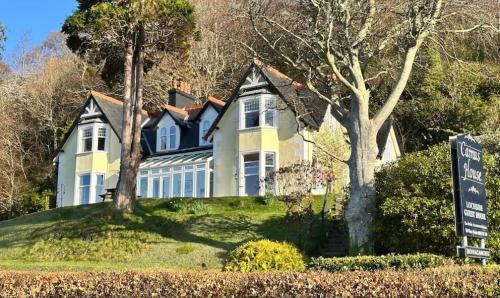 Onich House | Camus House, Lochside Guest House