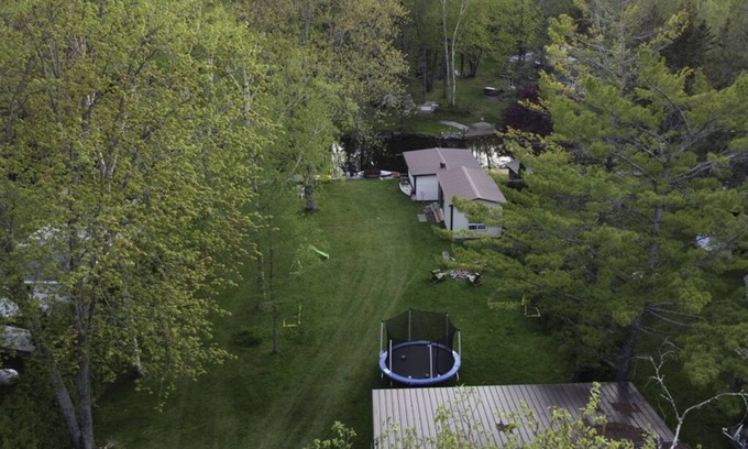 Isaacs Glen Cottage | Canal Charm: Charming Canal Cottage Retreat