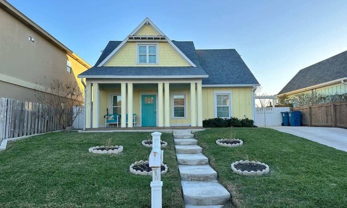 Port Isabel House | Canal Front Retreat w/Boat Dock & Coastal Views