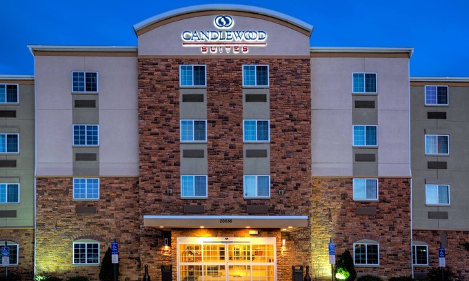 Cranberry Township Hotel | Candlewood Suites Pittsburgh Cranberry by IHG