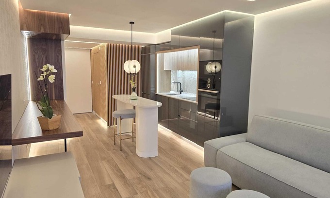 Costa de Caparica Condo | Caparica Luxury Apartment by HOST-POINT