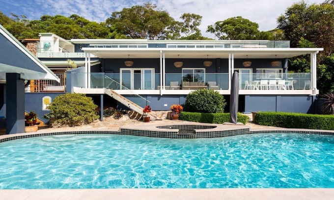 Copacabana House | Cape View Copa - Mesmerising Views, Pool, Spa!