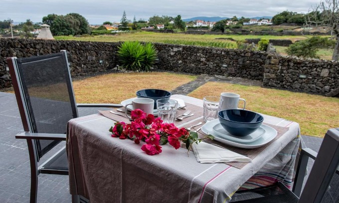 Capelas Apartment | Capelas Garden