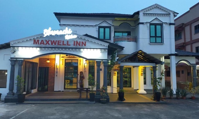 Jambu Hotel | Capital O 90653 Maxwell Inn Boutique Hotel