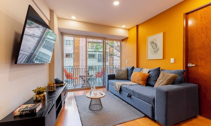 Anahuac Condo | Capitalia - Great for Home Office