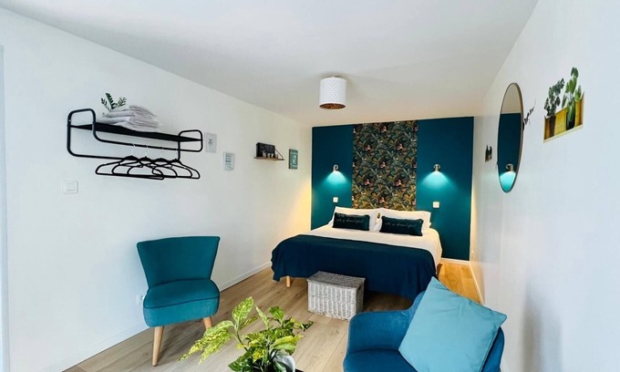 Calais Frethun Bed & Breakfast | Caps studio Beach Calais wifi private parking 2 people