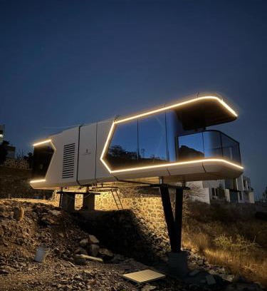 Queretaro Cabin | Capsule Mountain