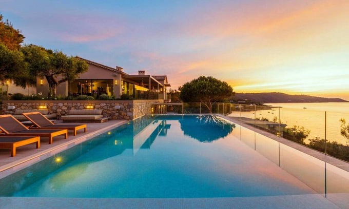 Cote d'Azur- French Riviera Villa | CapTaillat Villa | VueSunset180° | Piscine Infinie
