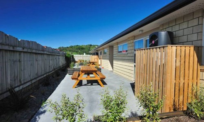 Gisborne Hotel | Captain Cook Motor Lodge