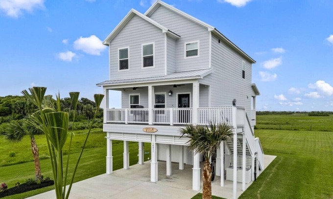 Indian Beach House | Captain`s Quarters | Winter Texan Rates!