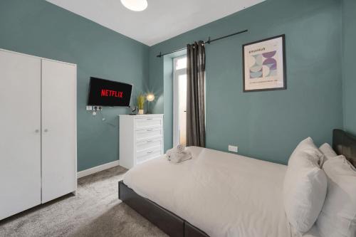 Adamsdown Apartment | Cardiff Central - Minutes to Centre - Free Wifi