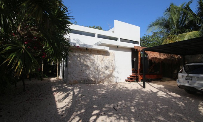 Ejidal House | Caribbean Loft with a Big Tree