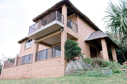 Ezembeni Apartment | Carisford Creek