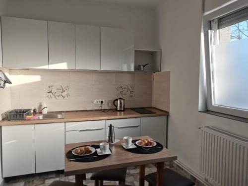 Oradea Apartment | Carla's place Ap1