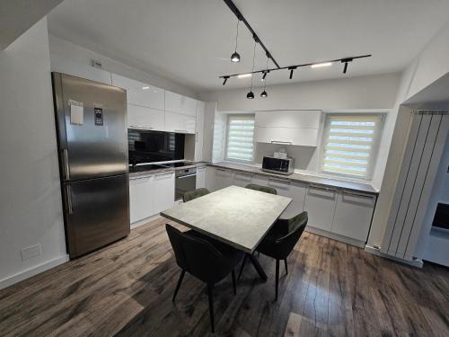 Craiova Apartment | Carol Apart