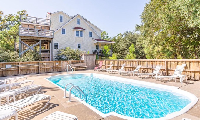 Corolla Village House | Carotank Clubhouse