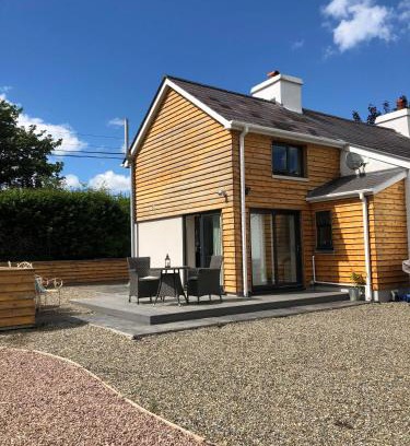 Pentrefelin House | Carreglwyd