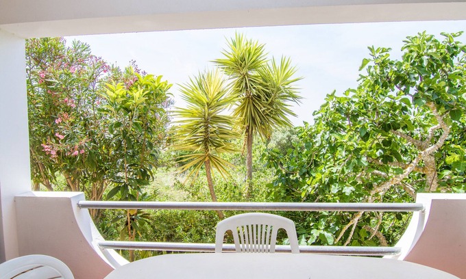 Albardeira Villa | Carrell Red Villa, Wifi, Terrace