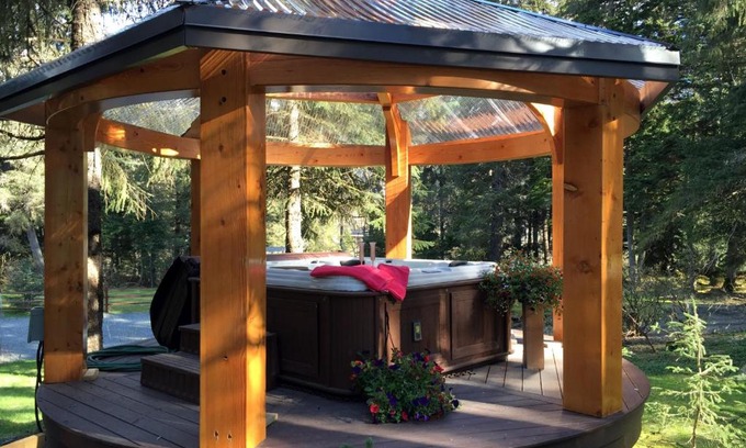 Alyeska Cabin | Carriage House Accommodations