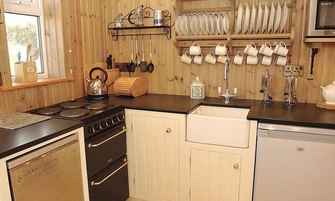 Port Gaverne Cottage | Cartway Cabin