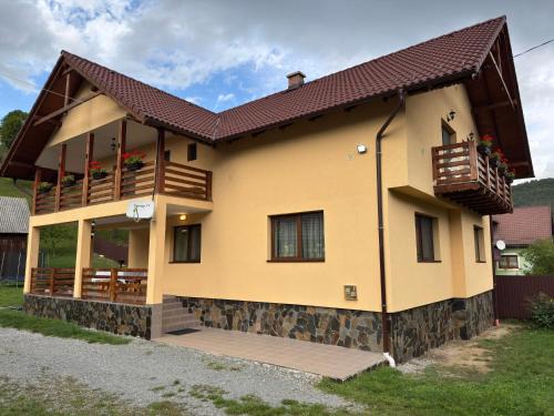 Margau House | Casa Abrudan